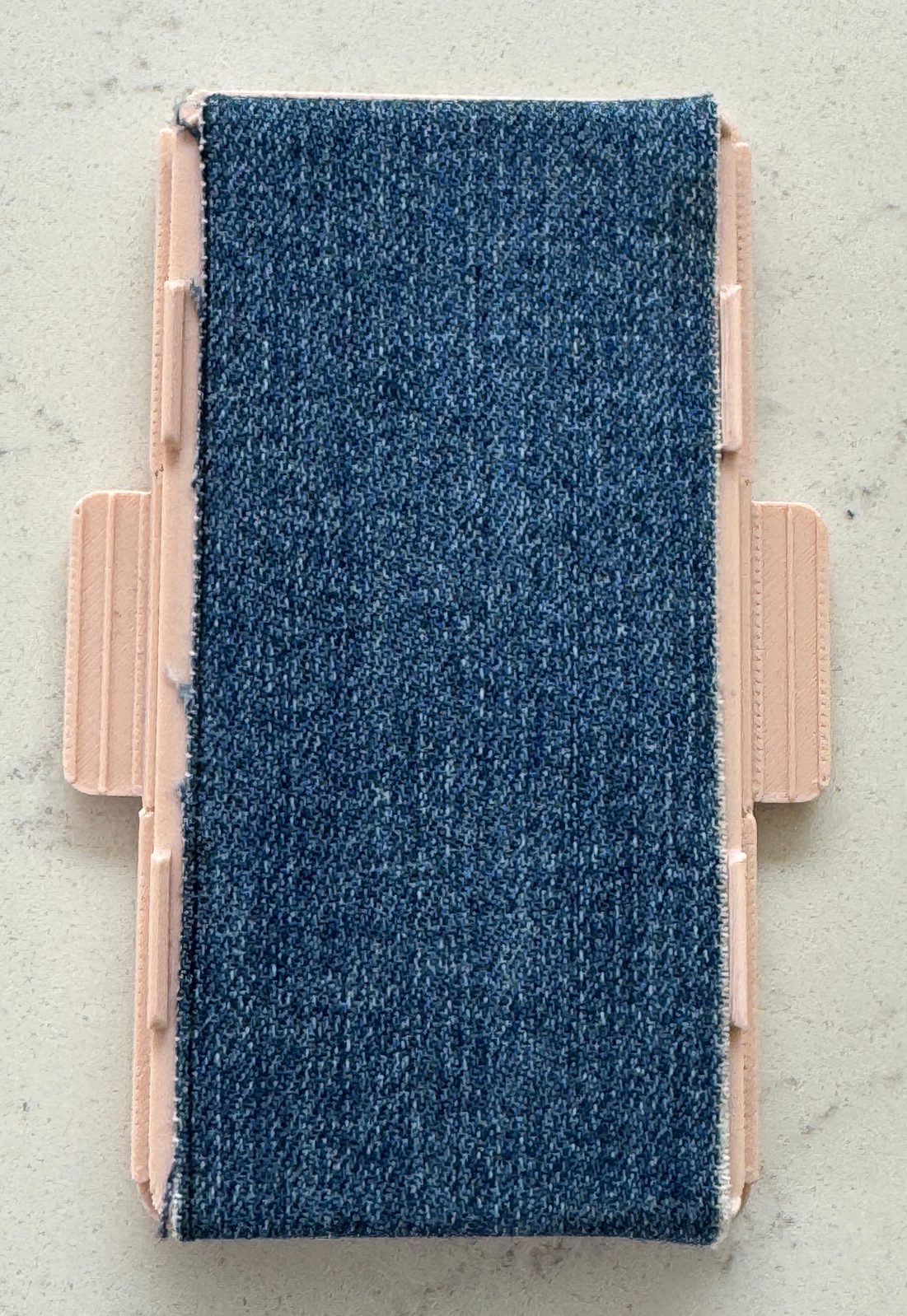 Razor Maintainer denim stropping surface from above, thumbnail